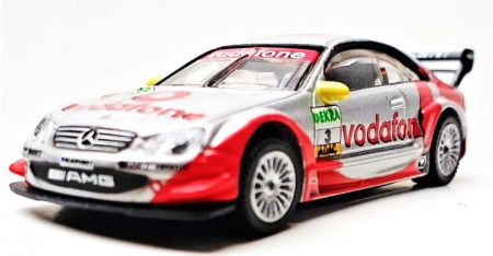 Mercedes - Benz CLK DTM - "Vodafone" - 2003 - #3. 1/87. Schuco Piloto: Schneider